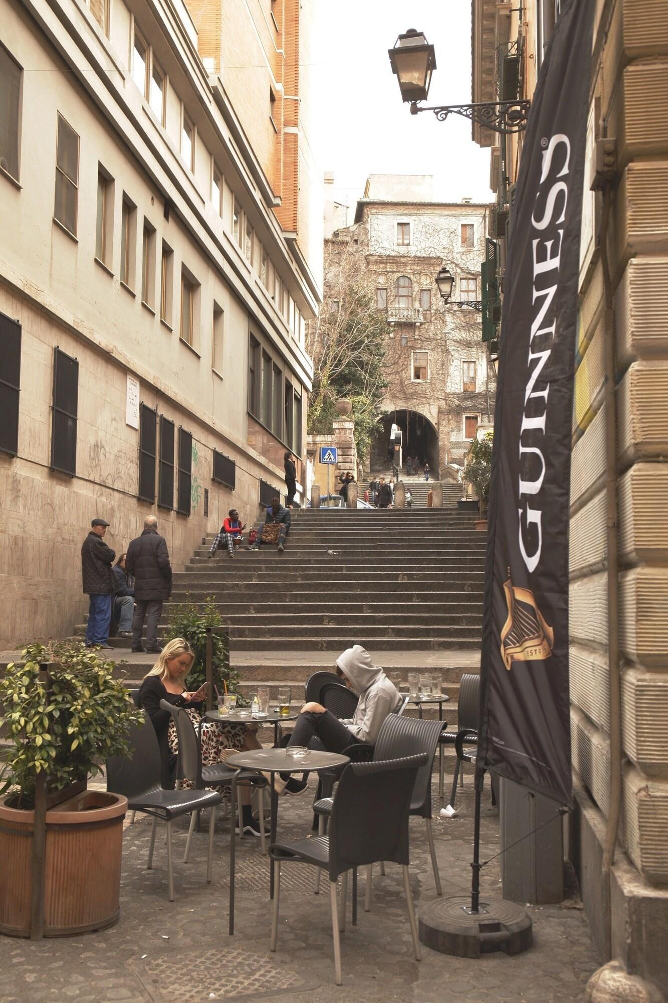 Vista Exterior Duca di Cavour