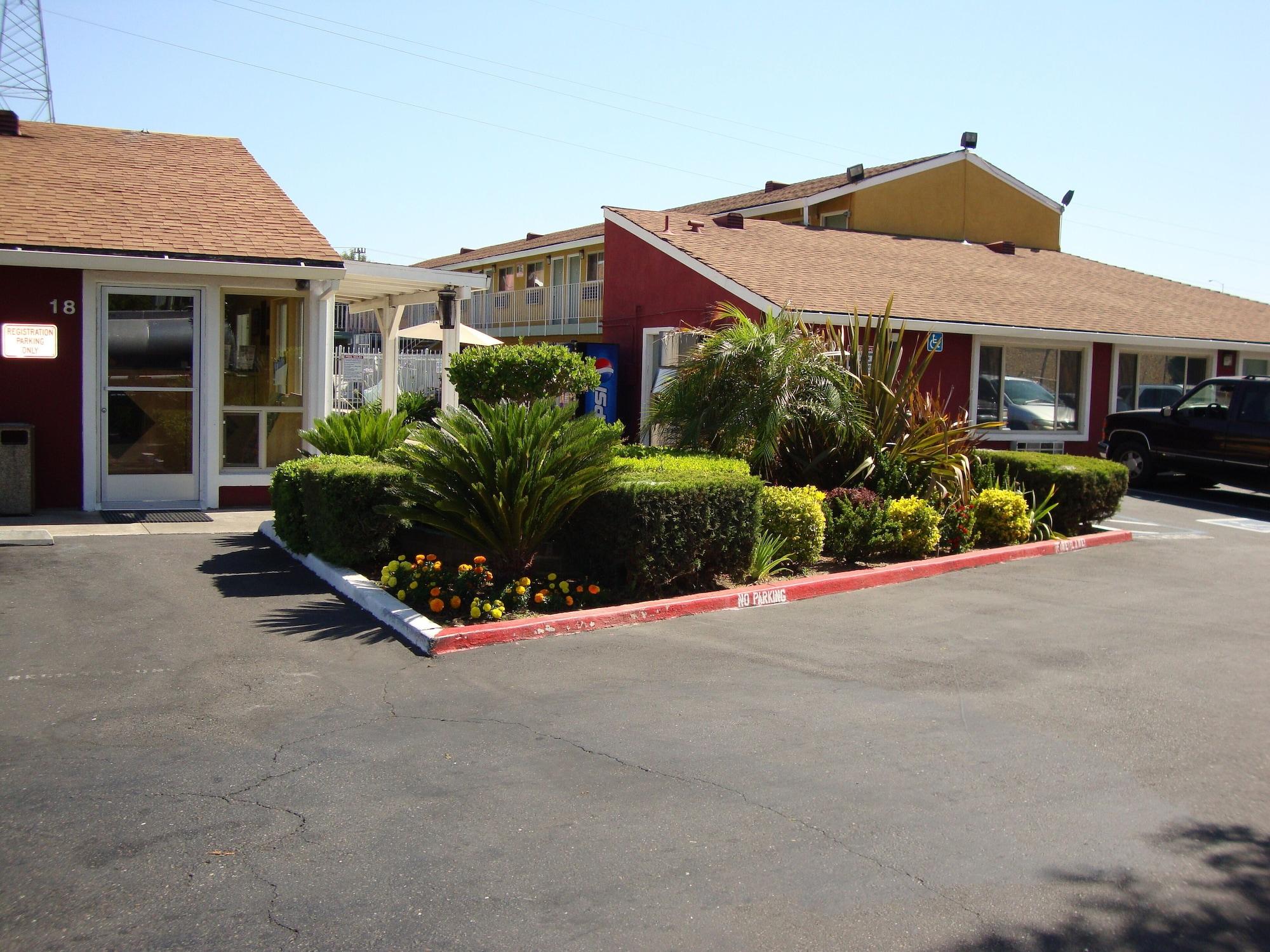 Varios Oasis Inn Sacramento - Elk Grove