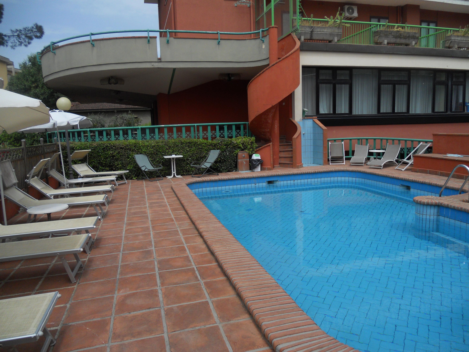 Vista Piscina La Querceta