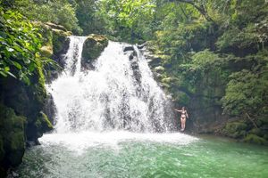 Actividad - Relajación en Pozos Termales de Caldera y Cascadas Naturales en Chiriquí