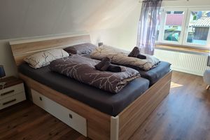 Alquiler Vacacional - Dachgeschosswohnung - Erholung mit Waldblick