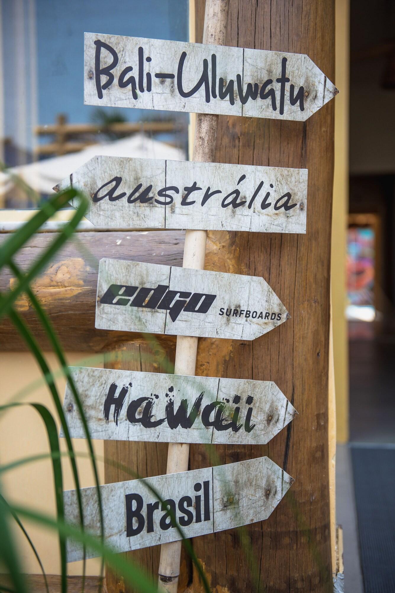 Vista Lobby LONGBOARD PARADISE SURF CLUB