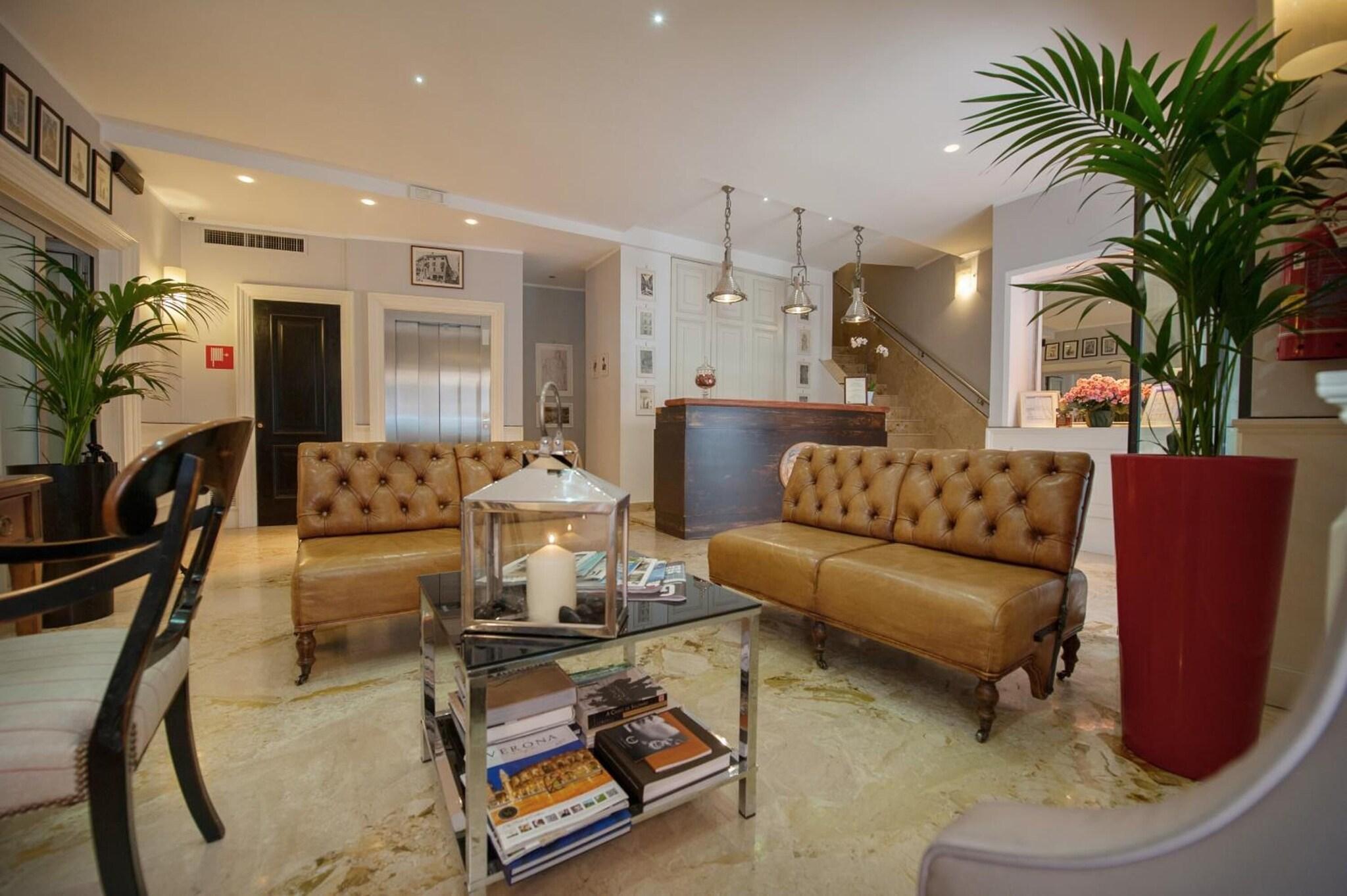 Vista Lobby Hotel Bologna