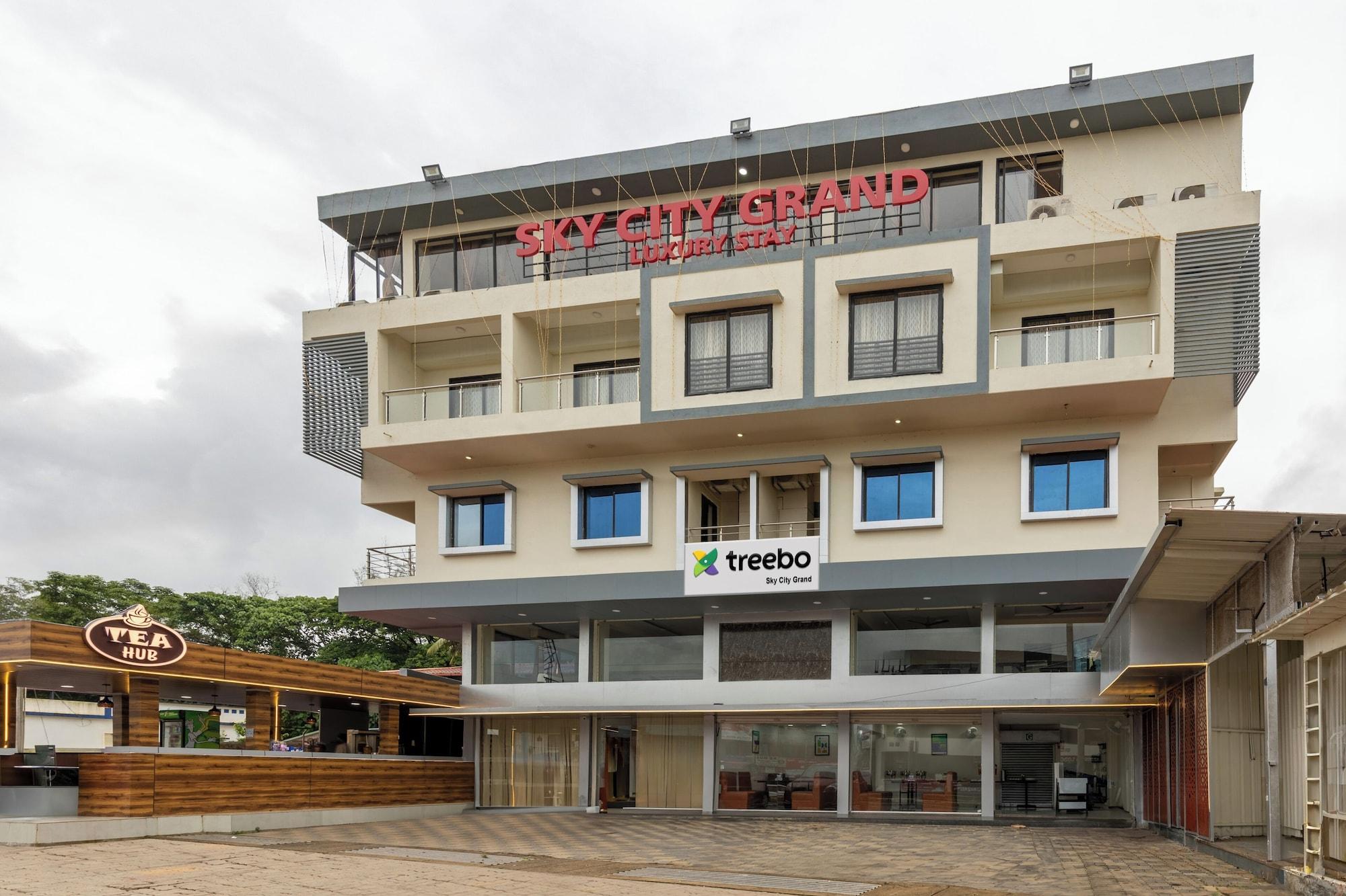 Vista Exterior Treebo Sky City Grand