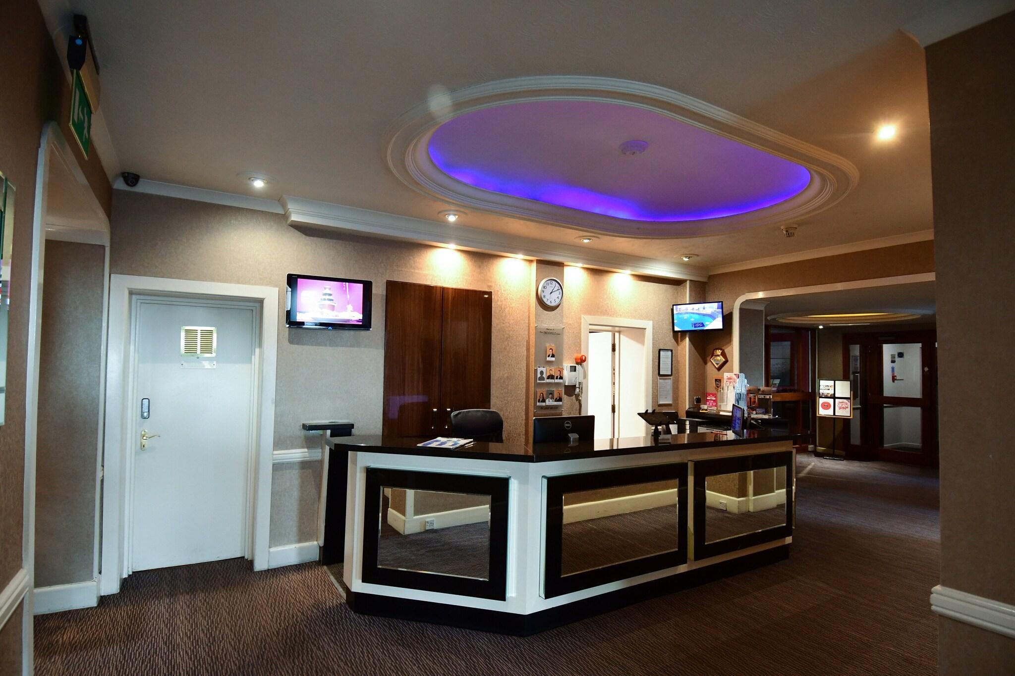 Vista Lobby The Trouville Bournemouth