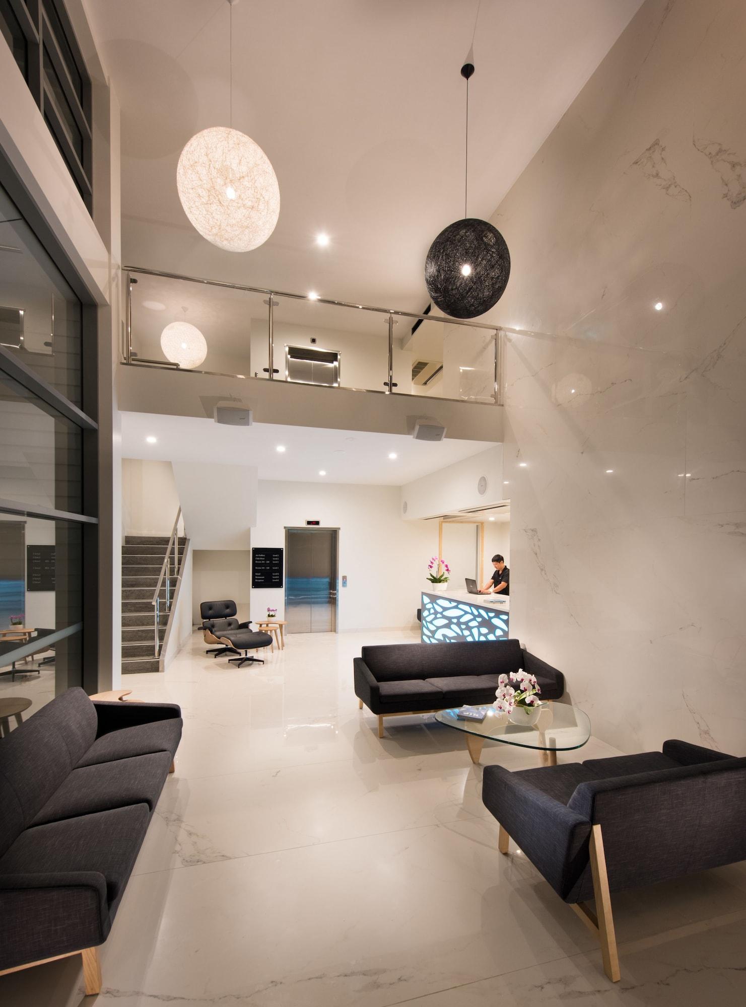 Vista Lobby Heart Hotel and Gallery Whitsundays