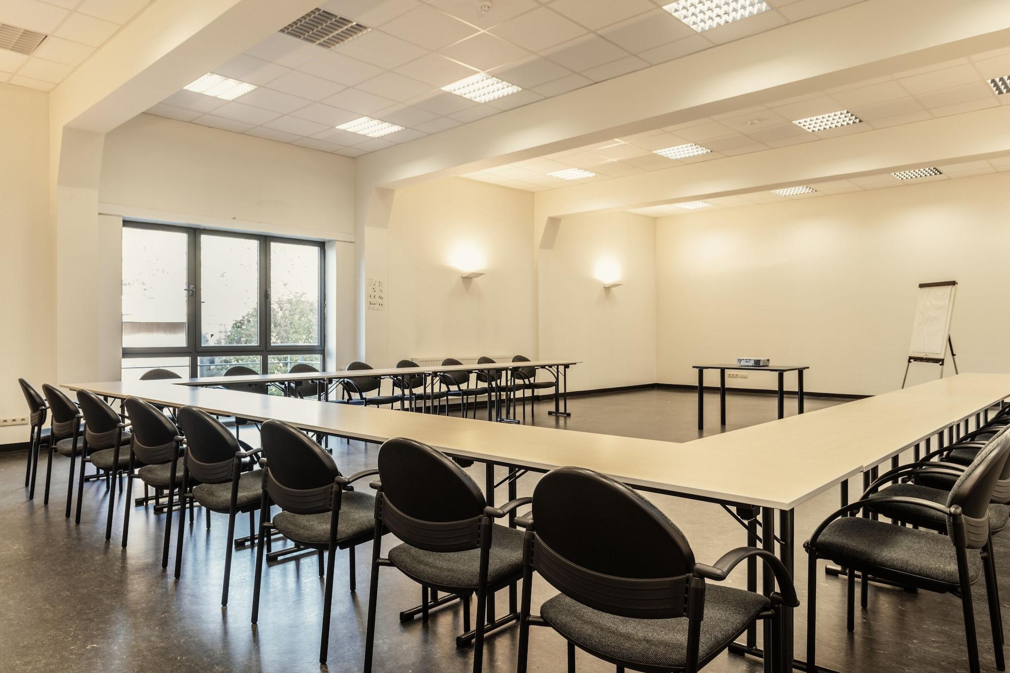 Sala de Reuniones Aparthotel Castelnou