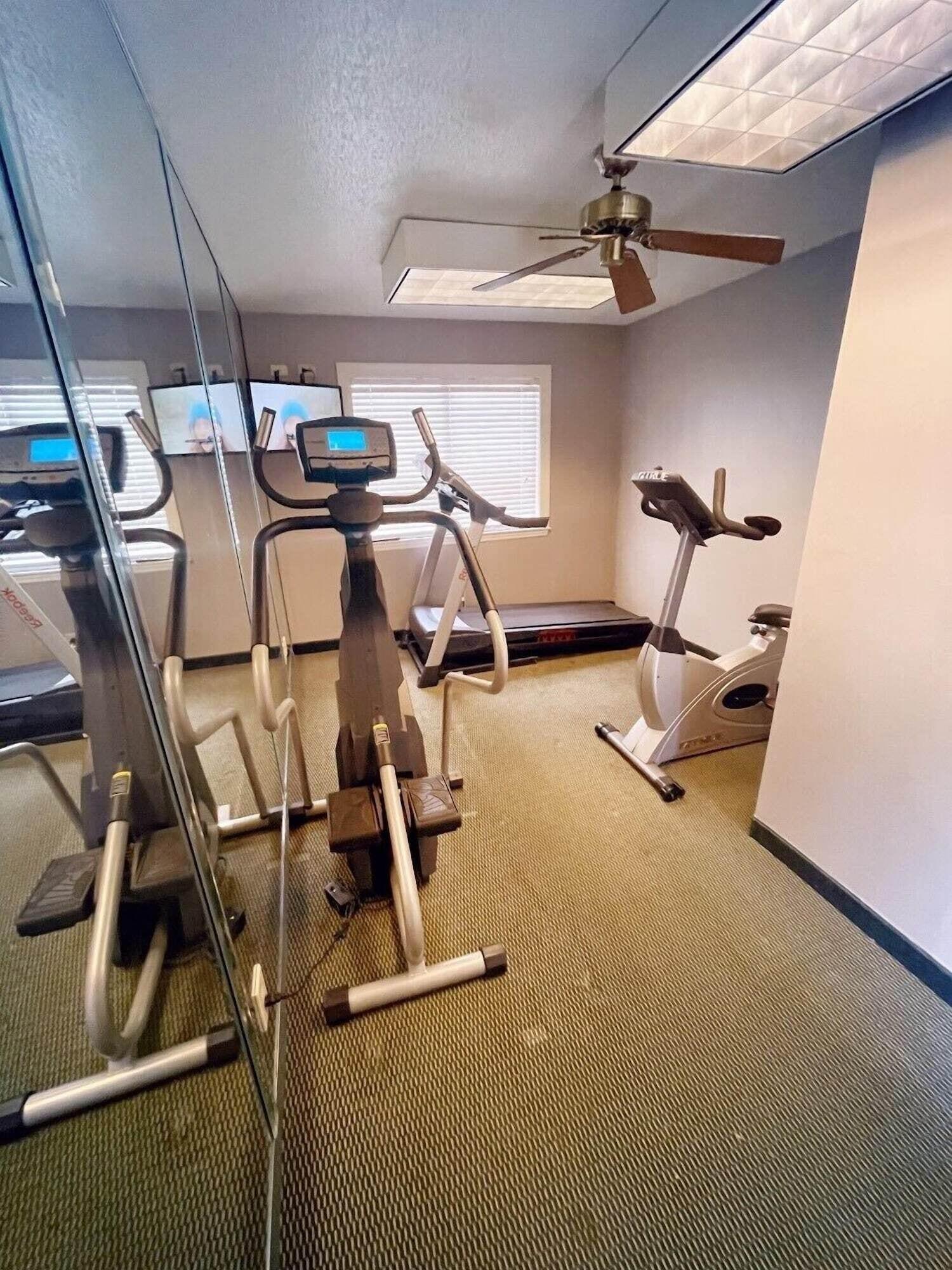 Gimnasio Studio 6 Extended Stay - Greensboro, NC