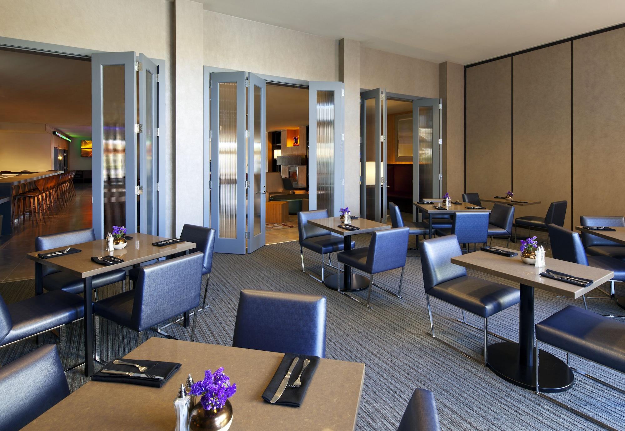 Restaurant Aloft Silicon Valley