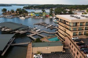 Alojamiento - Camden on the Lake Resort & Spa