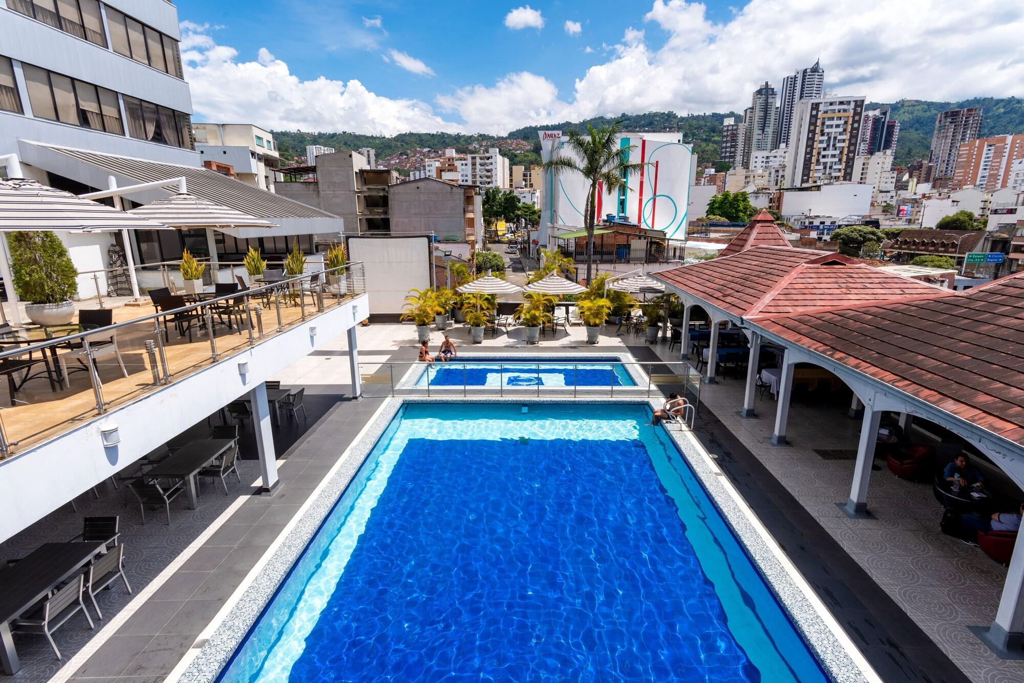 Pool view Hotel Chicamocha