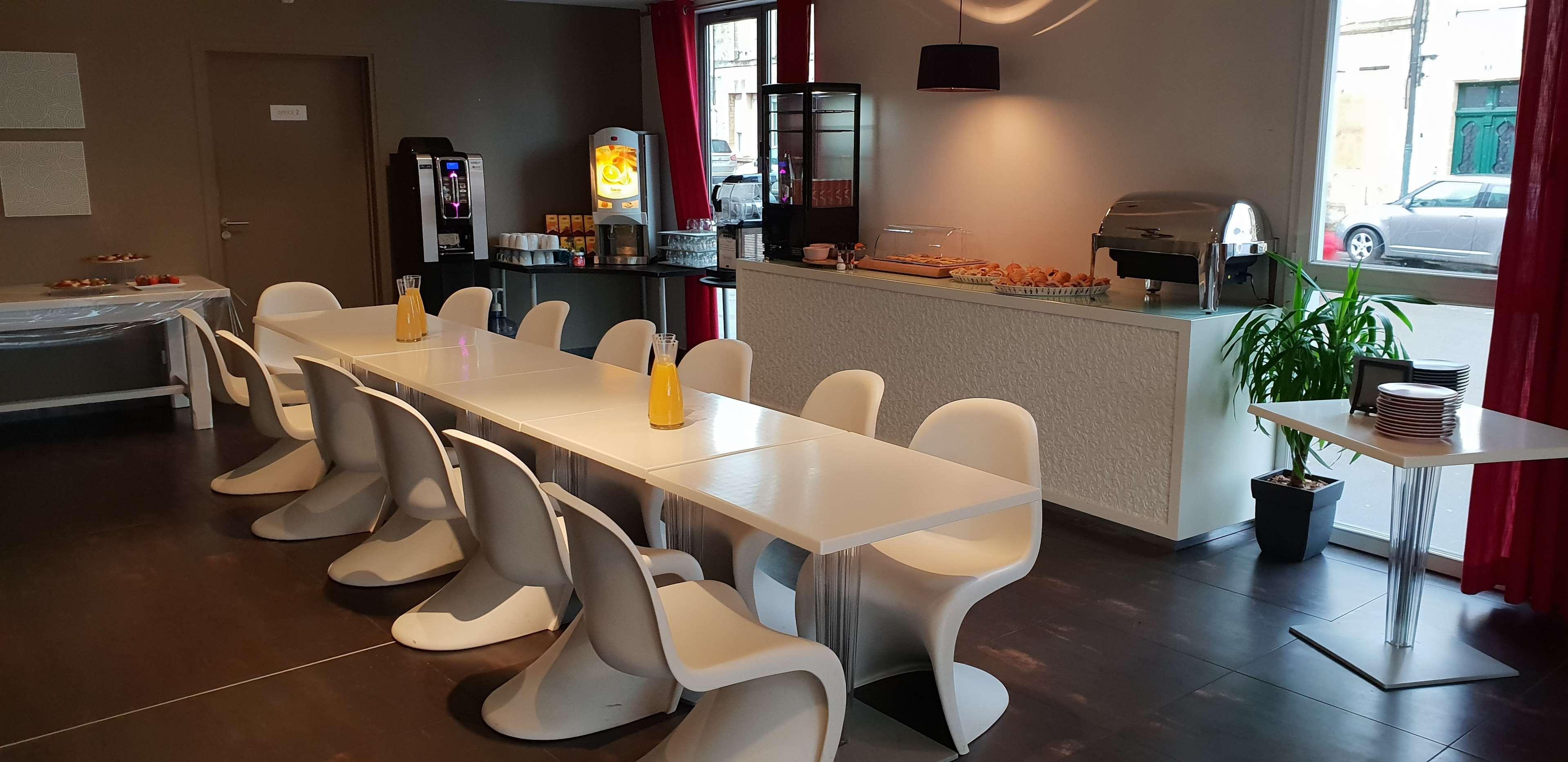 Restaurant Kyriad Charleville Mezieres