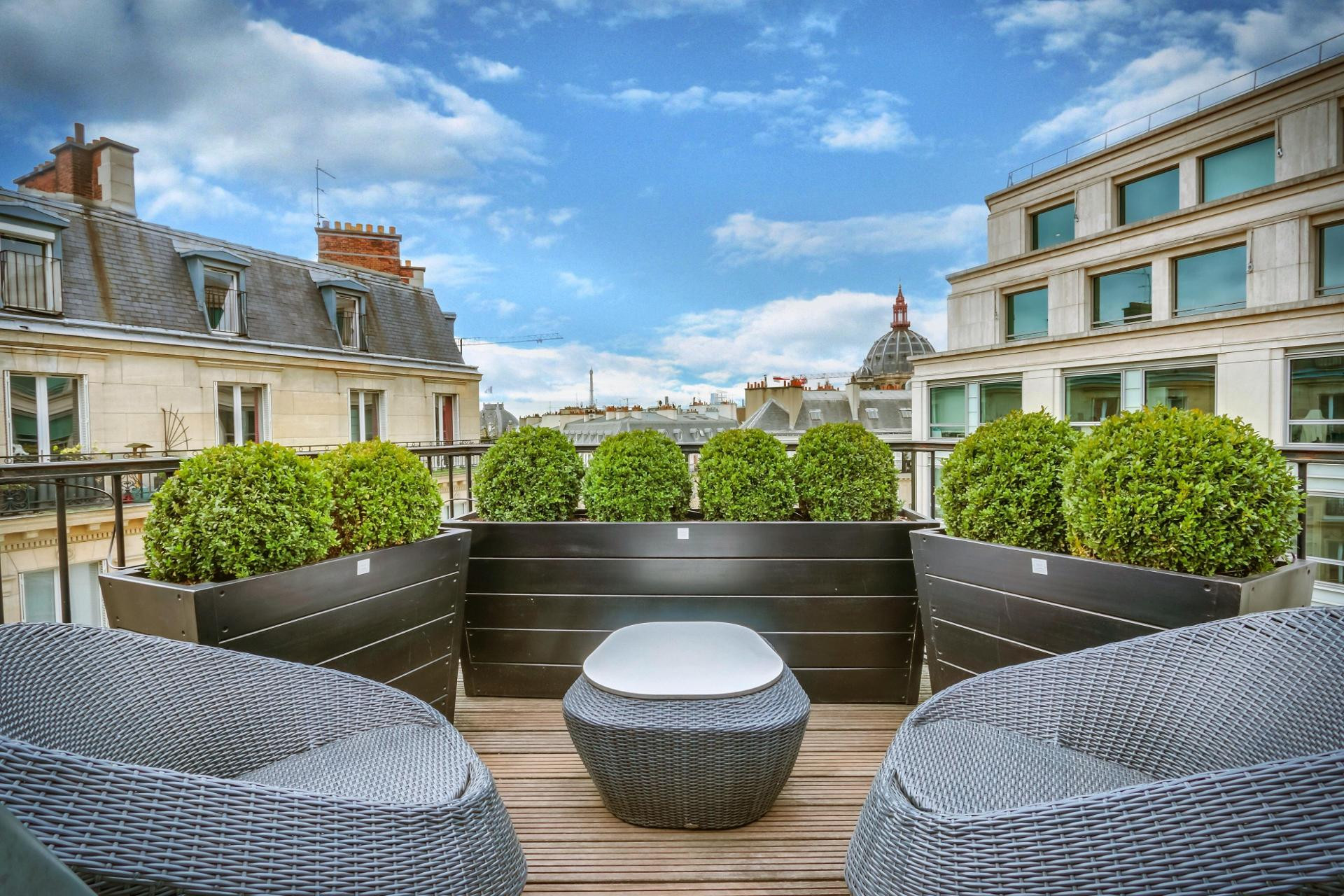 Vista Exterior Le 12 Hotel