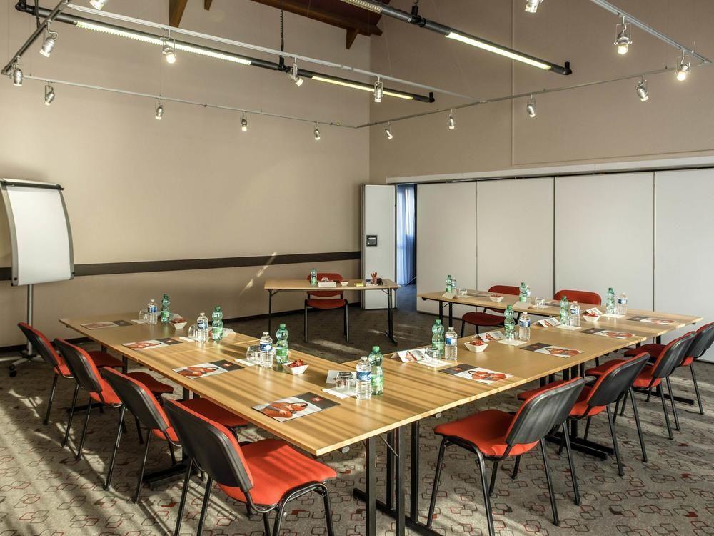 Sala de Reuniones ibis Chateau Thierry