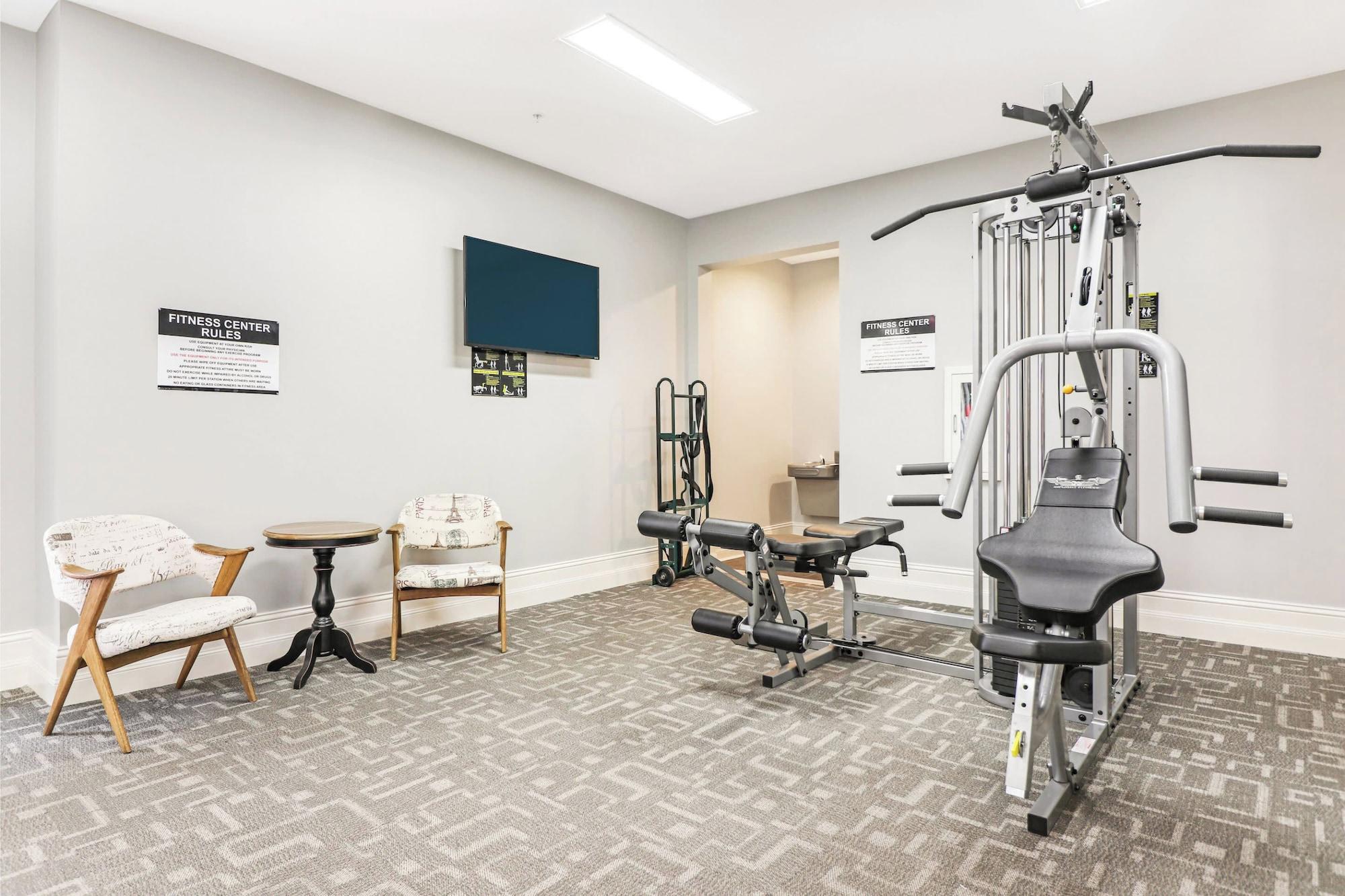 Gimnasio Roami at Factors Row