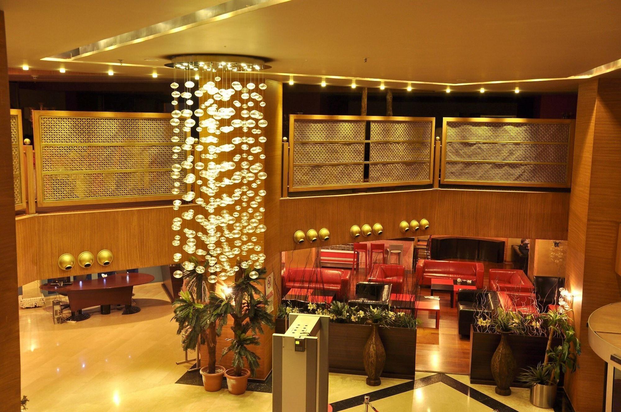 Vista Lobby City One Hotel & SPA