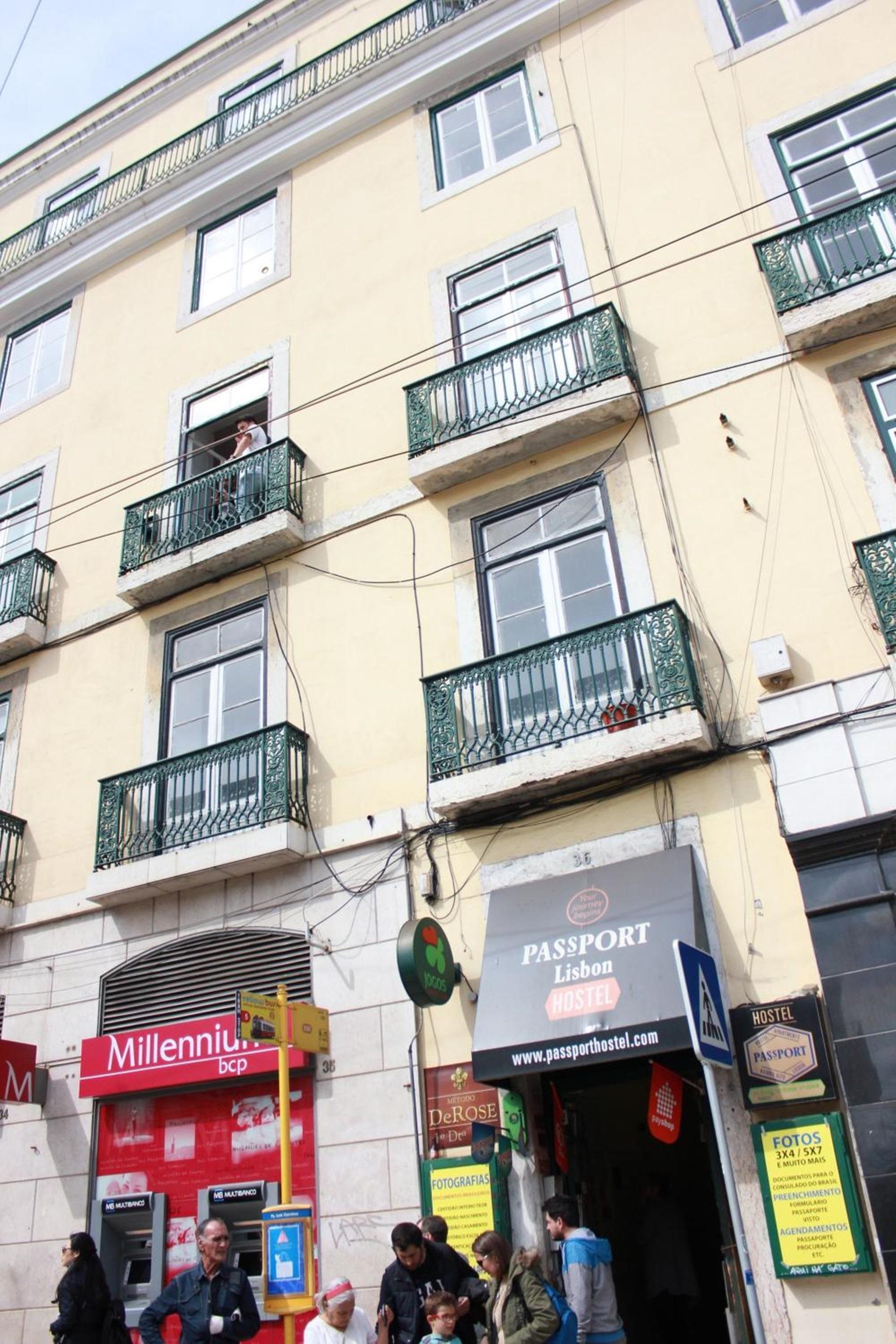 Vista Exterior Passport Lisbon Hostel