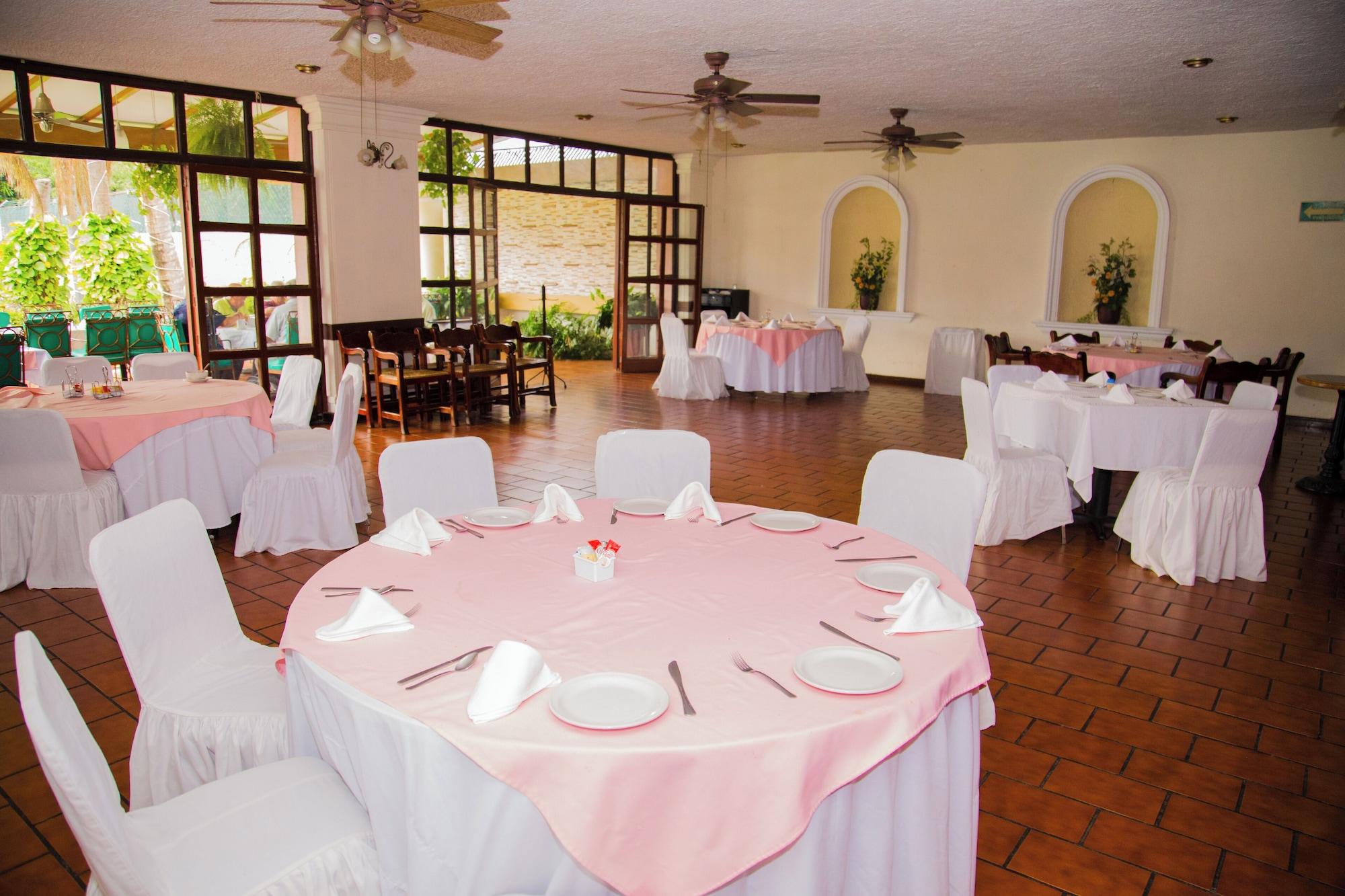Salón de Baile Hotel La Loma Tepic