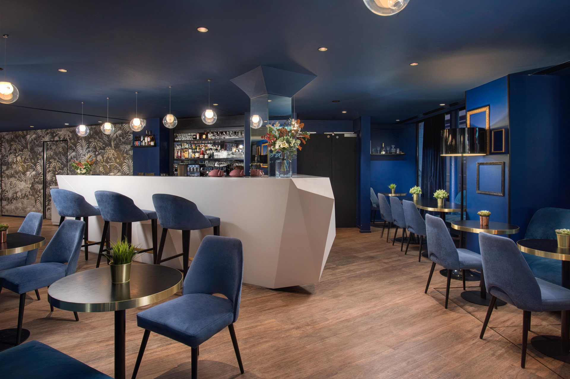 Bar/Salón NH Collection Paris Ponthieu Champs-Elysées