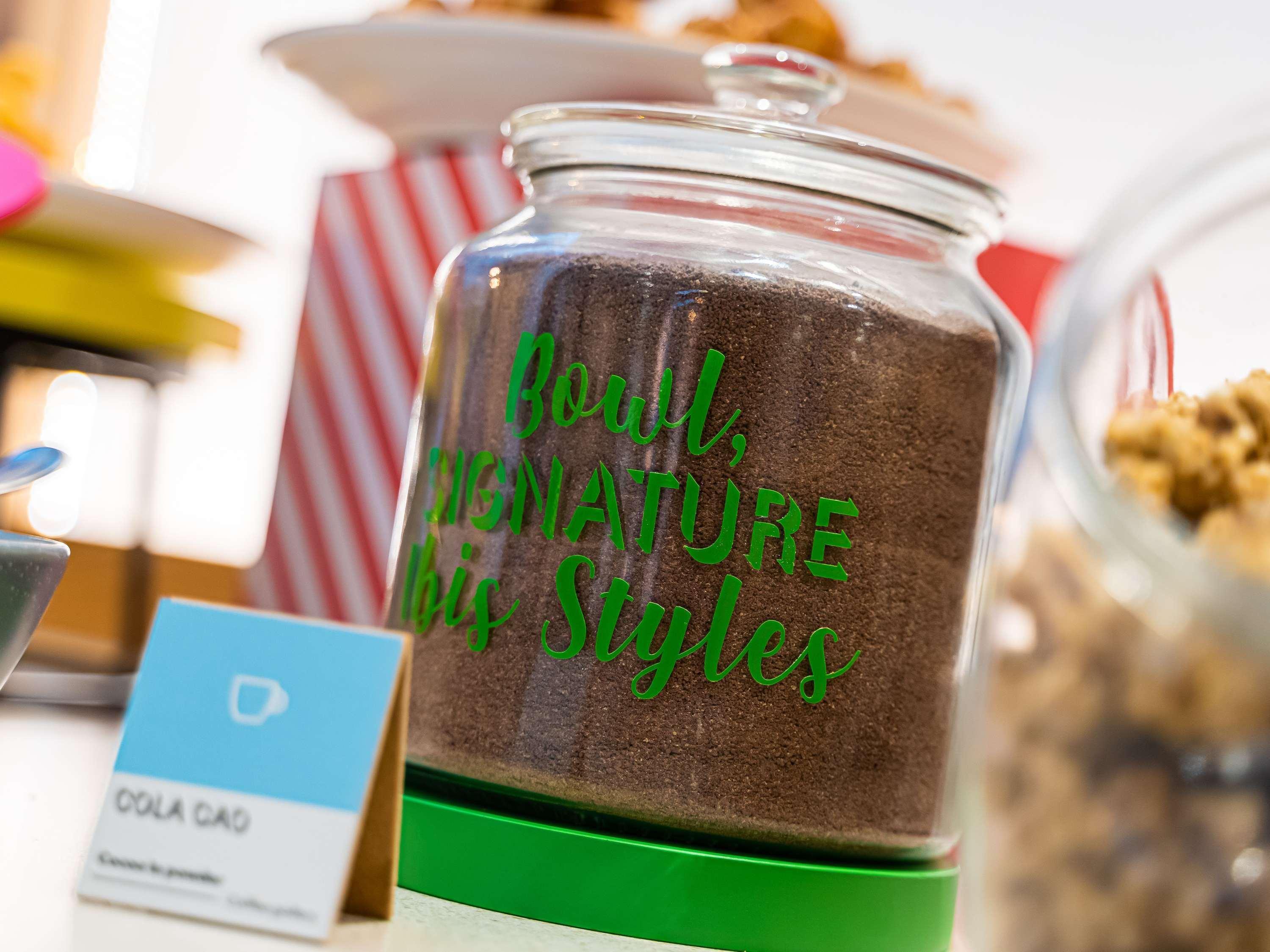 Restaurant ibis Styles Lisboa Aeroporto