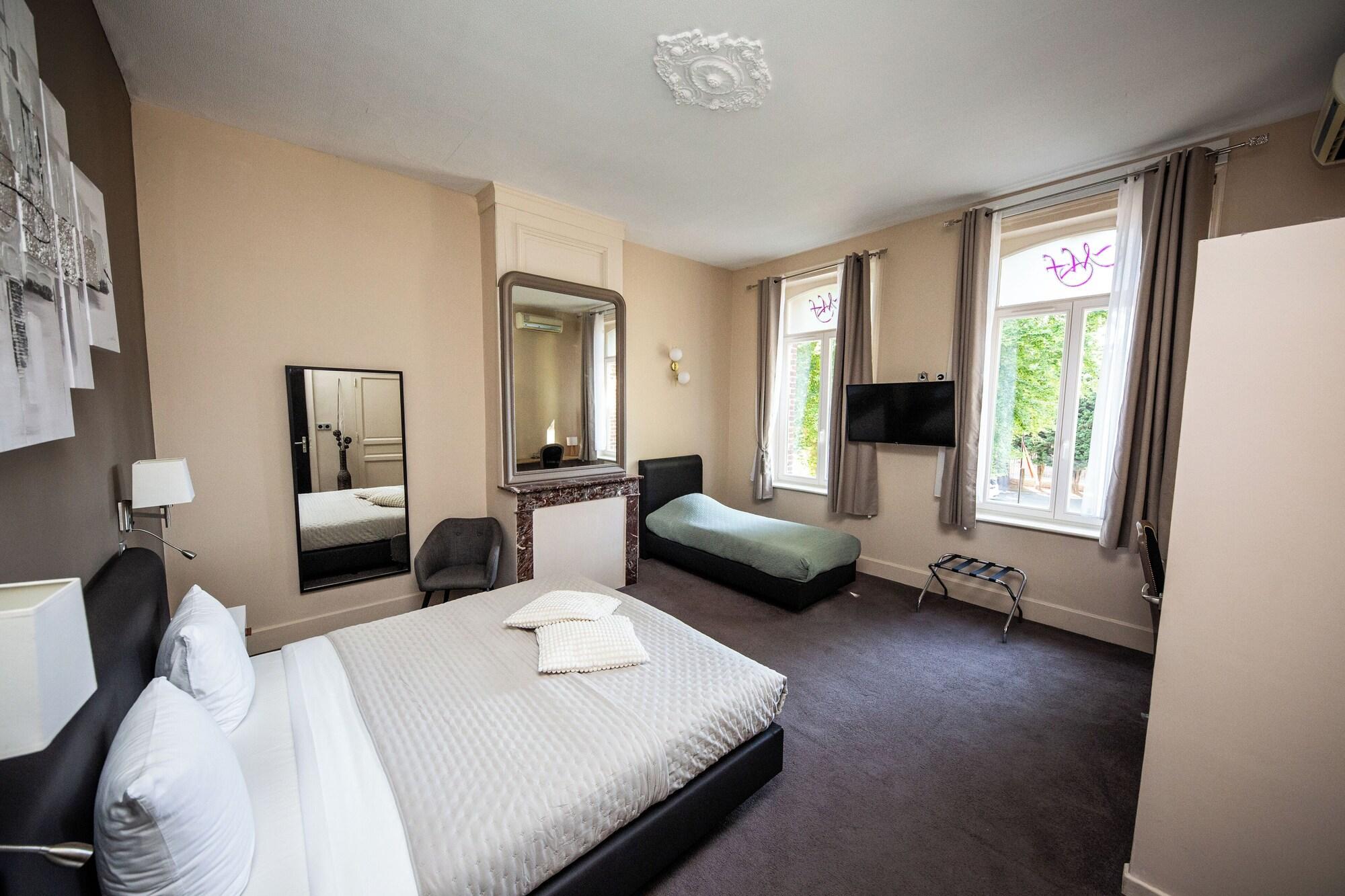 Varios Le Manoir de Fourcy