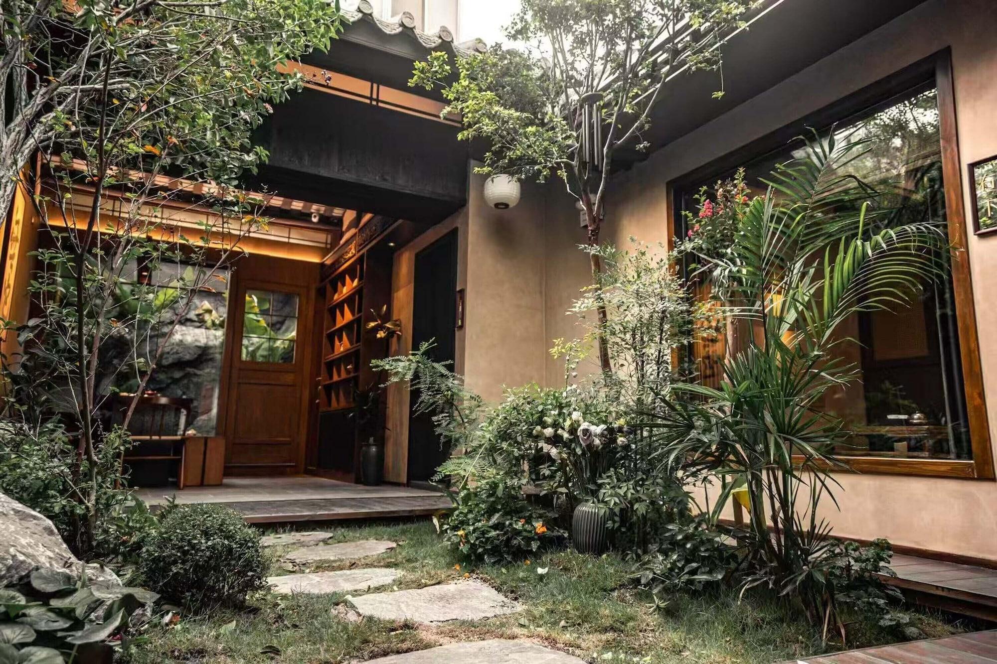 Vista Exterior WUTA Designer Hotel