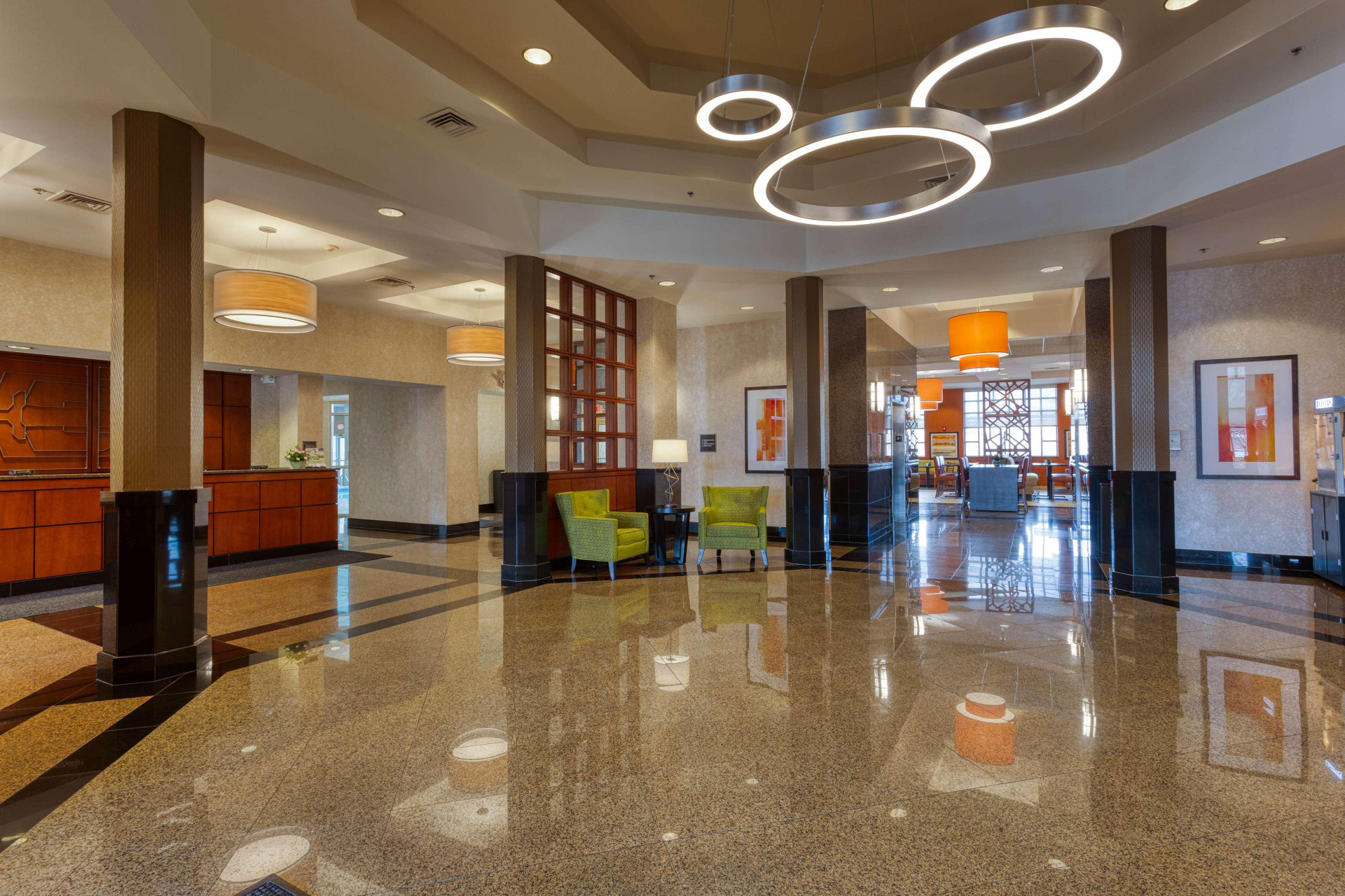 Vista Lobby Drury Inn & Suites Indianapolis Northeast