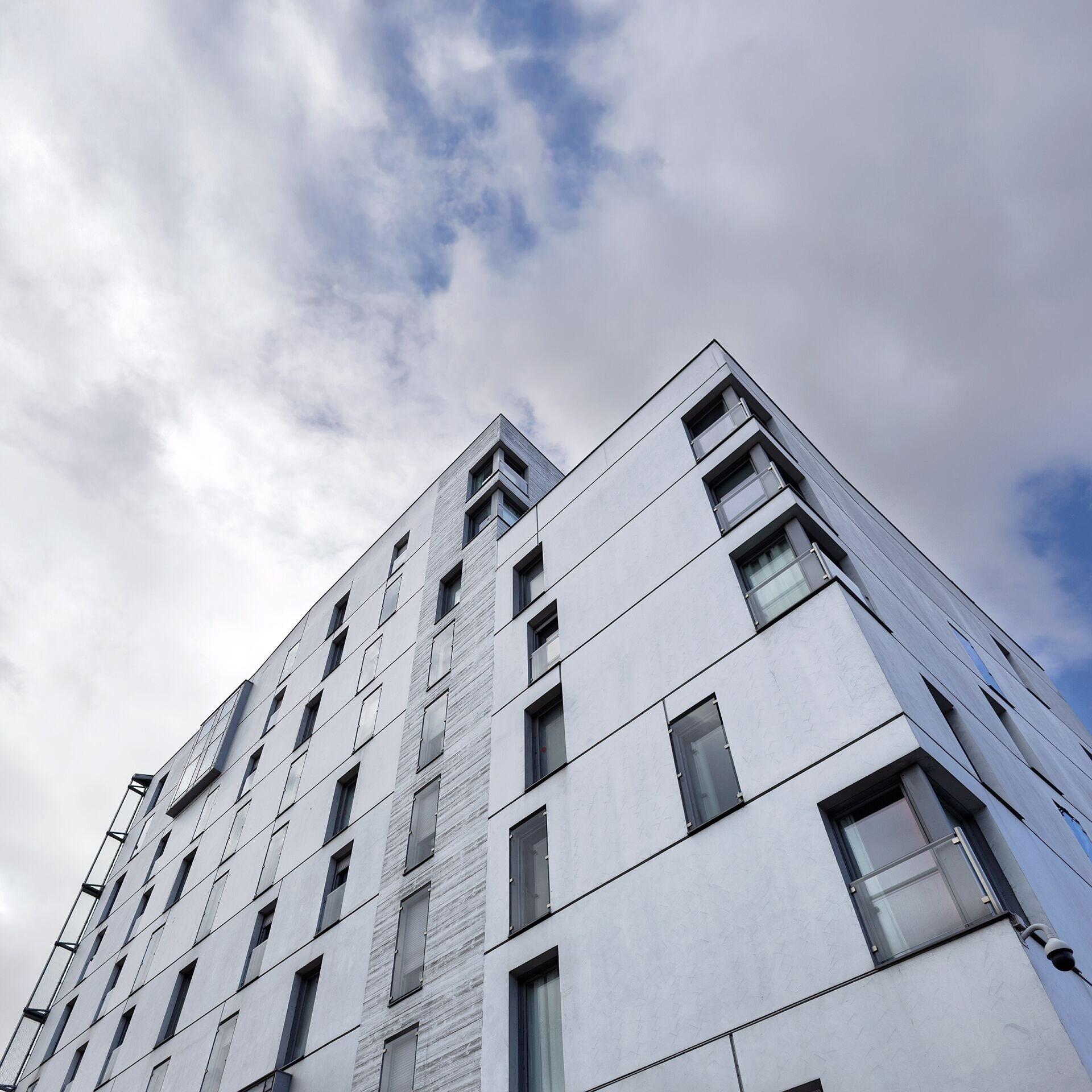 Vista Exterior Lodge In MIS