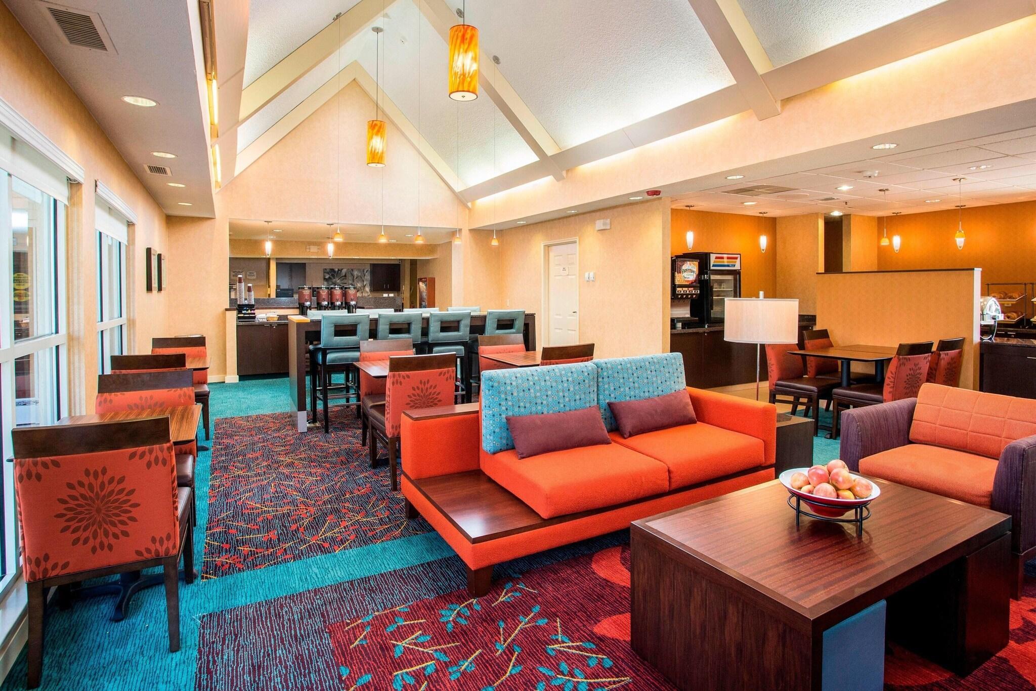 Vista Lobby Residence Inn by Marriott Topeka