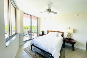 Alquiler Vacacional - Casa Fung Shui - A Luxury City center studio in South Florida’s yachting capital