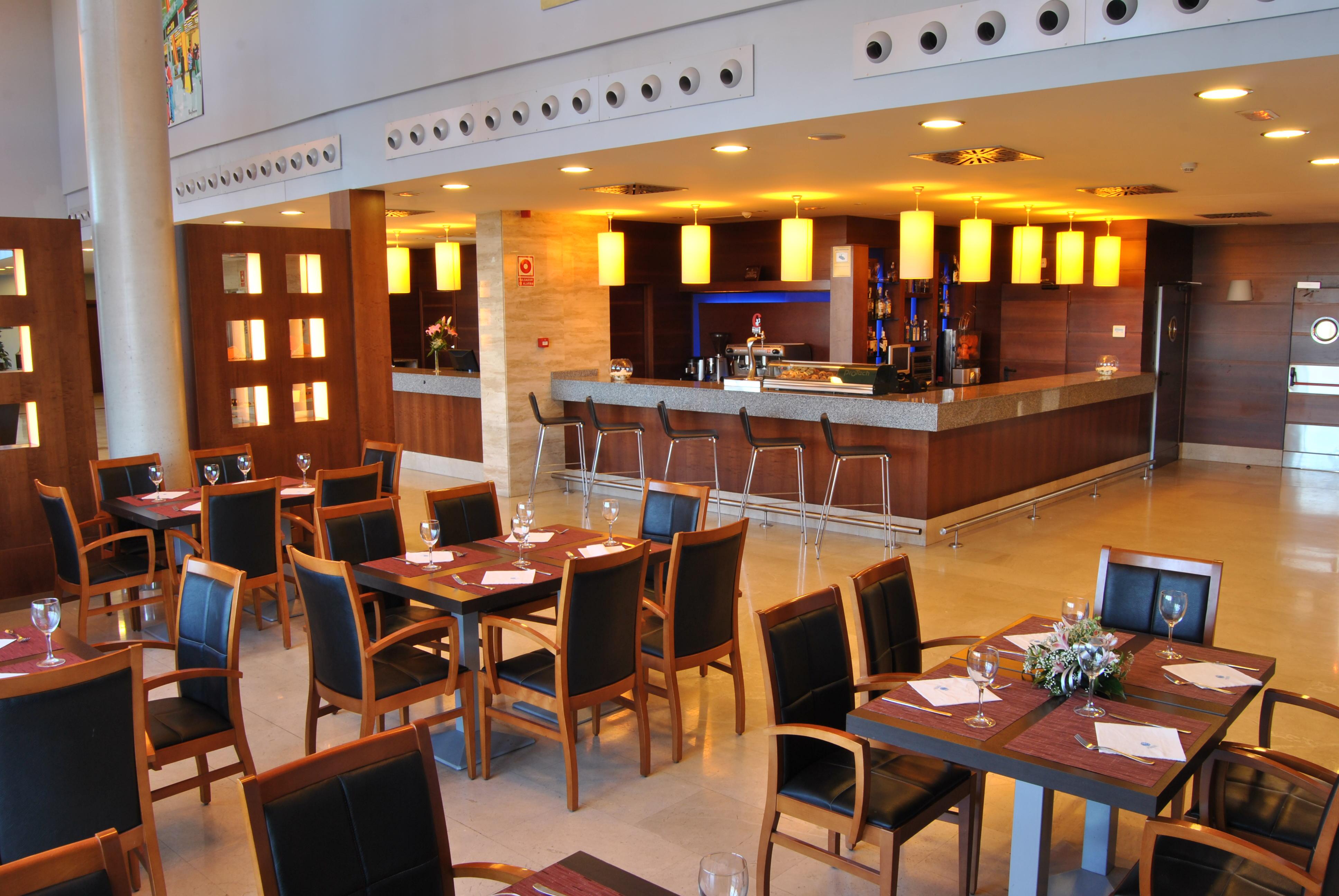 Bar/Salón Porcel Avant 