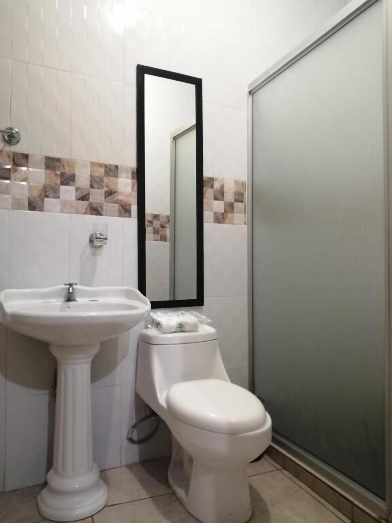 Equipamiento de Habitación Hotel Plaza Floresta