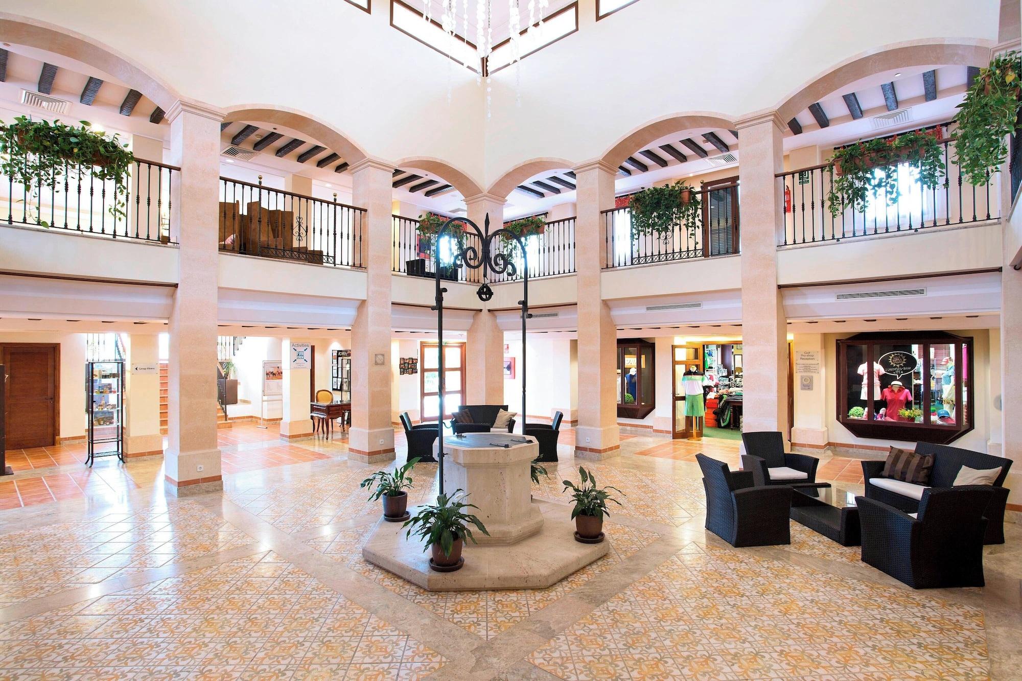 Vista Lobby Marriott's Club Son Antem