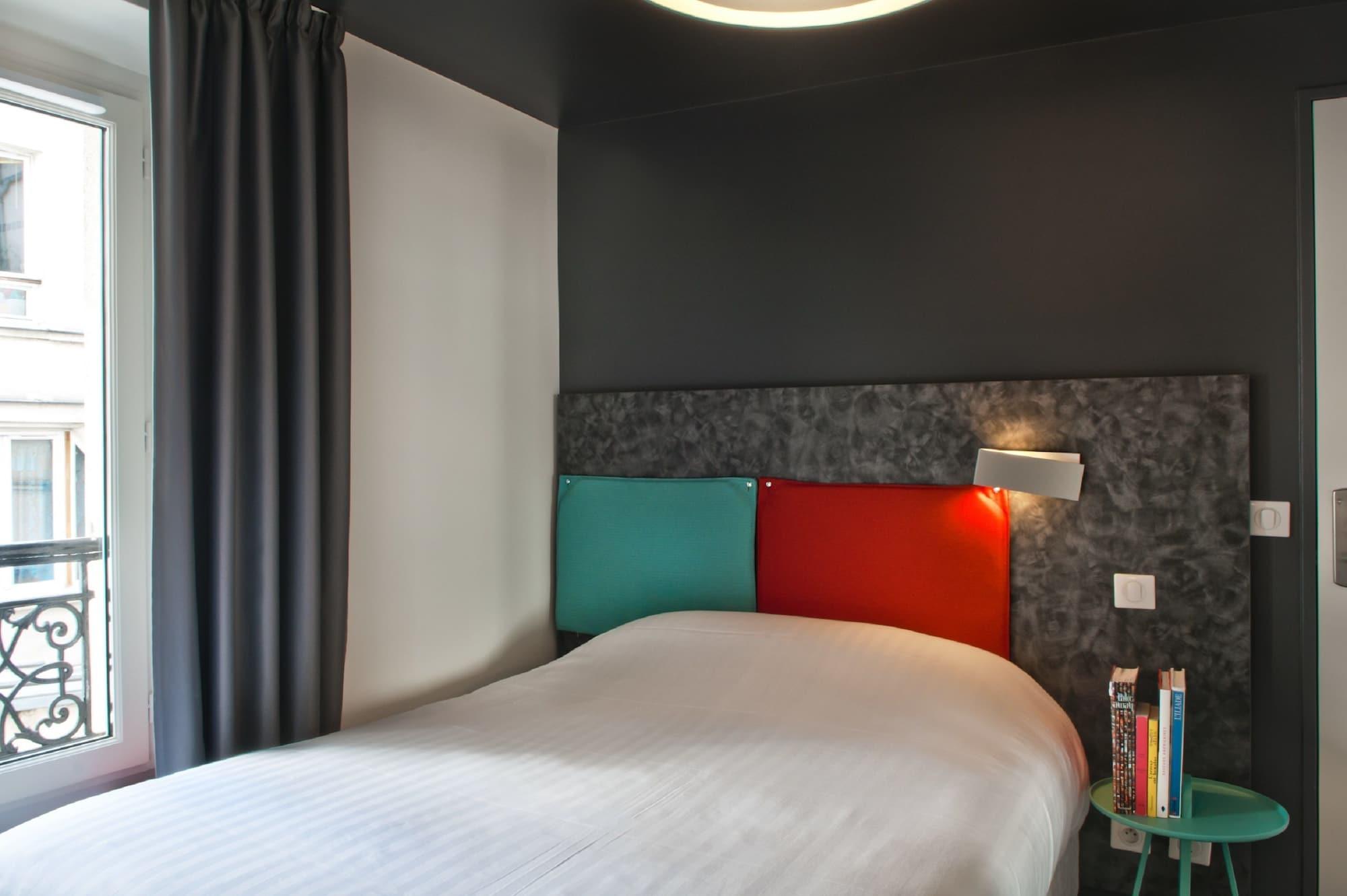 Varios Hotel des Métallos