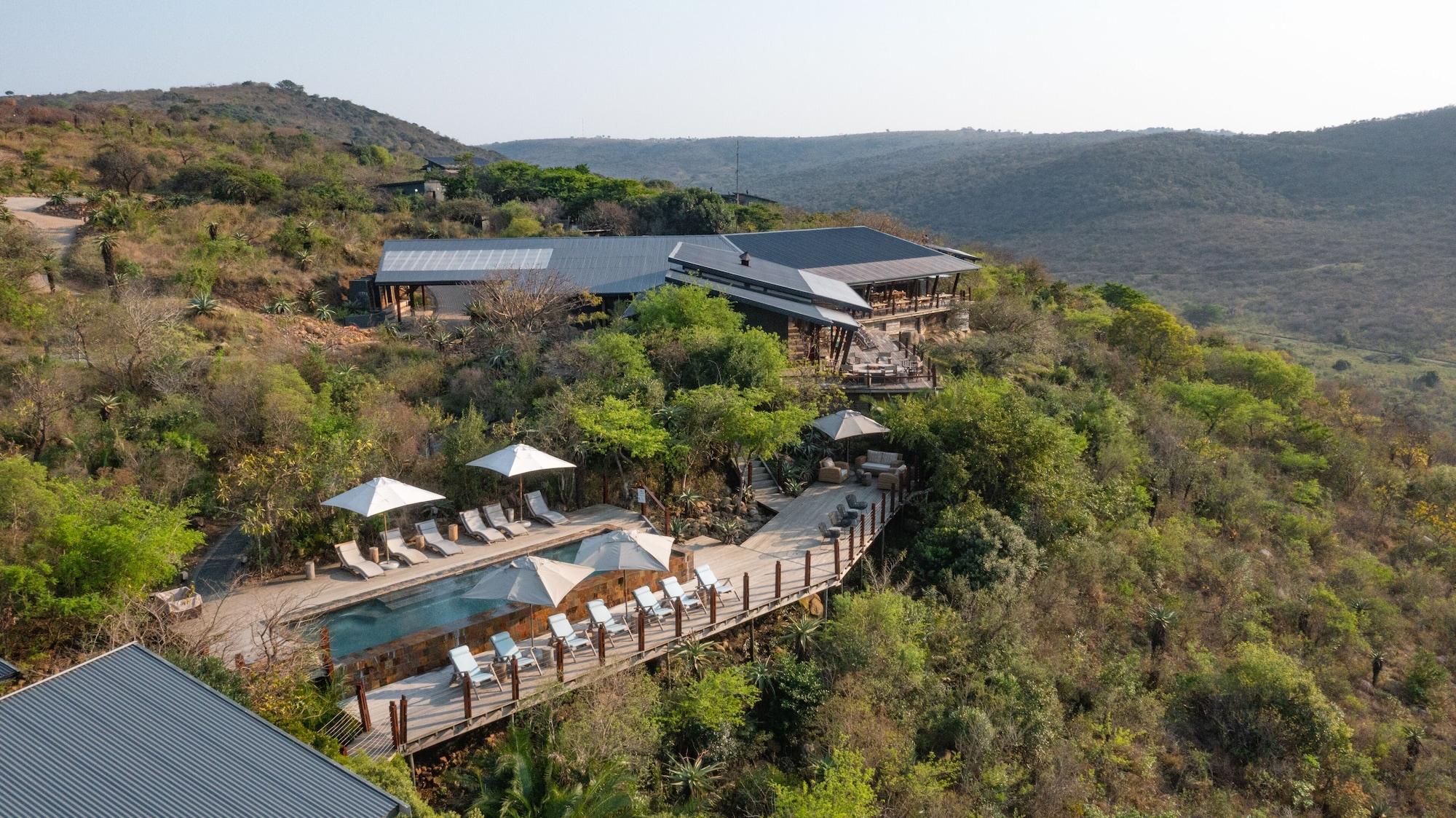 Vista Exterior Rhino Ridge Safari Lodge