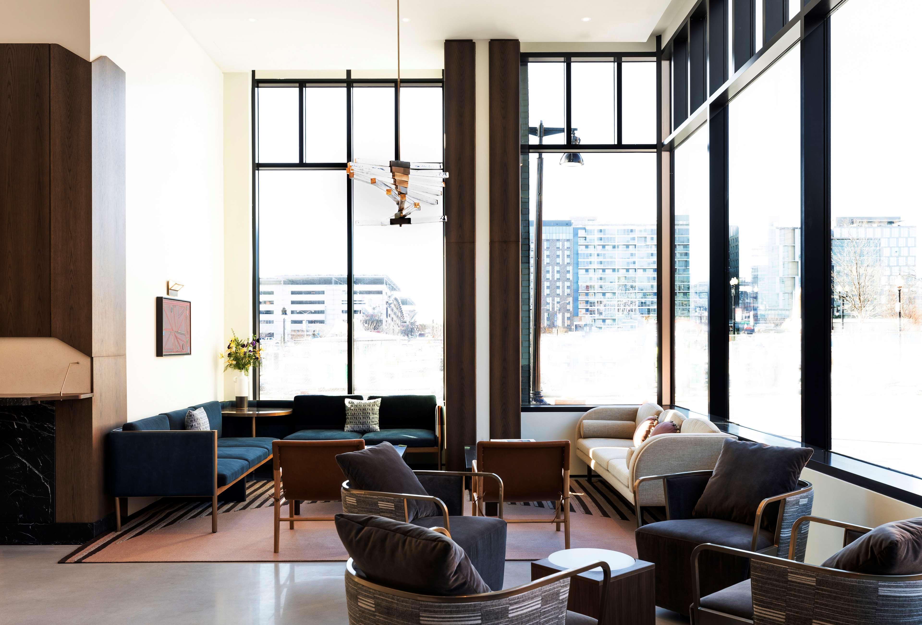 Vista Lobby Thompson Washington D.C., by Hyatt