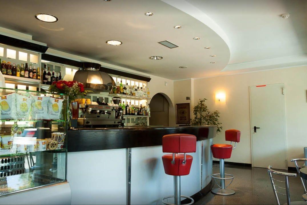 Bar/Salón Hotel Riviera