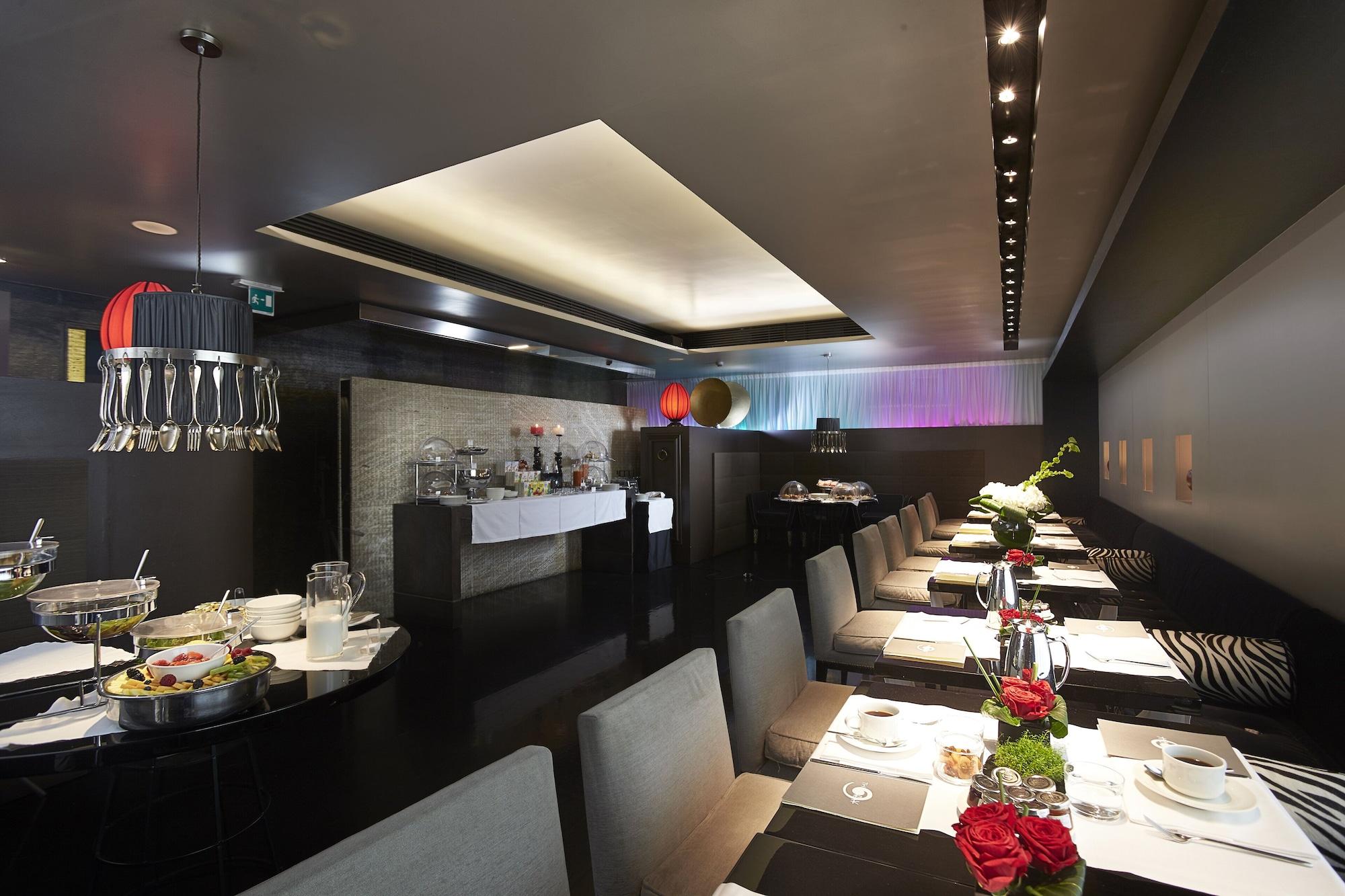 Restaurant Sina The Gray