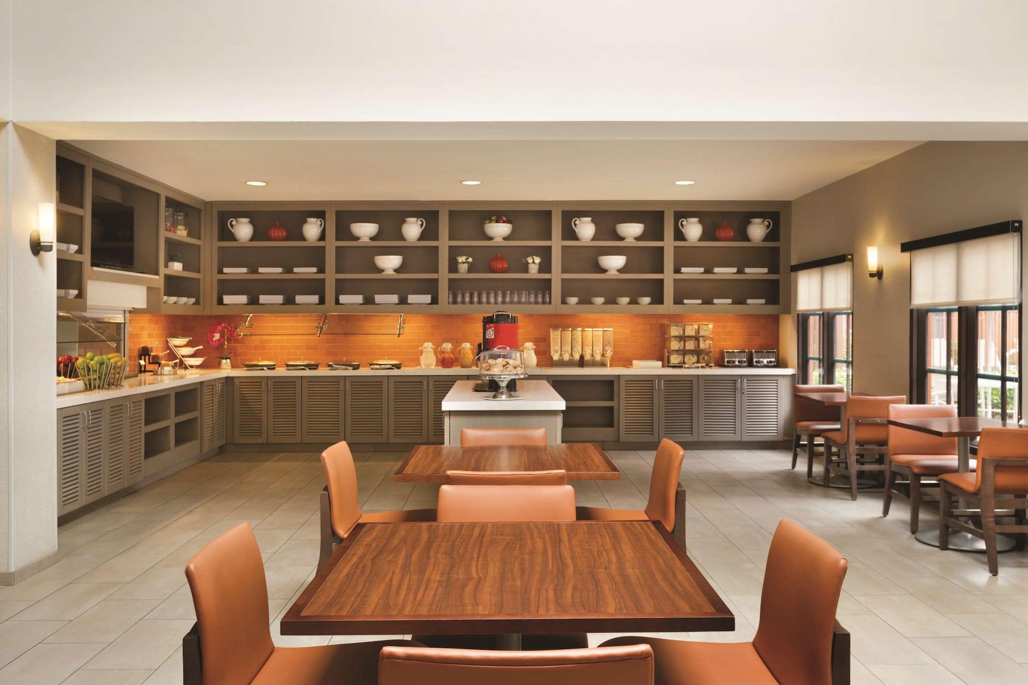 Restaurant HYATT house Miami Airport