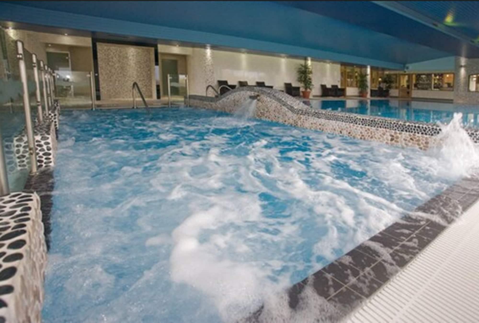 Spa London Beach Country Hotel
