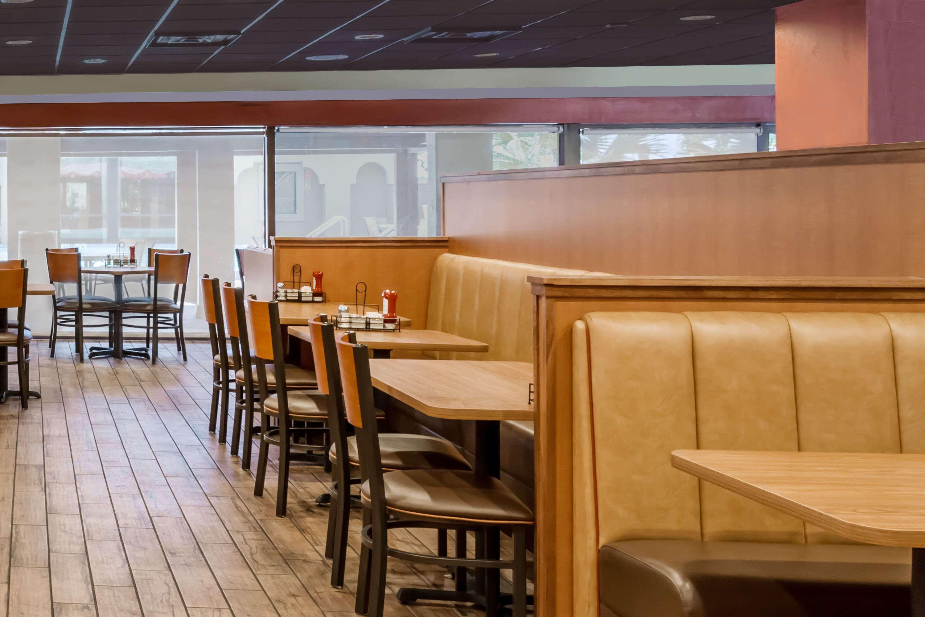 Restaurant Days Inn by Wyndham St Augustine/Historic Downtown