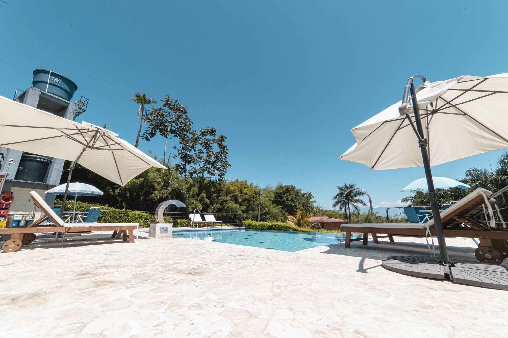 Vista Piscina Syvanna Hotel Wellness & SPA