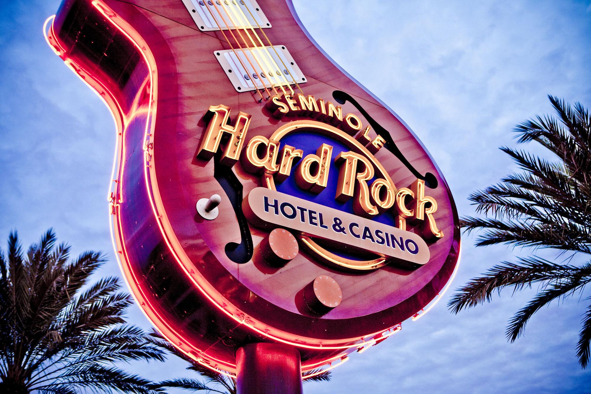Vista da fachada Seminole Hard Rock Hotel & Casino Hollywood