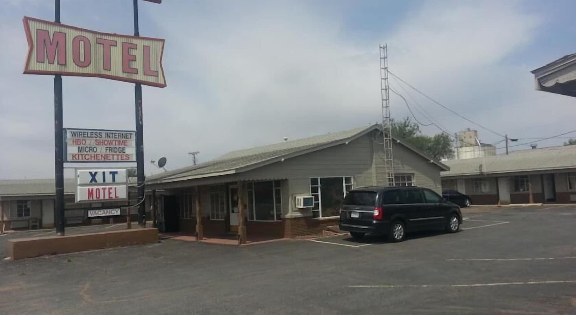 Varios XIT Ranch Motel