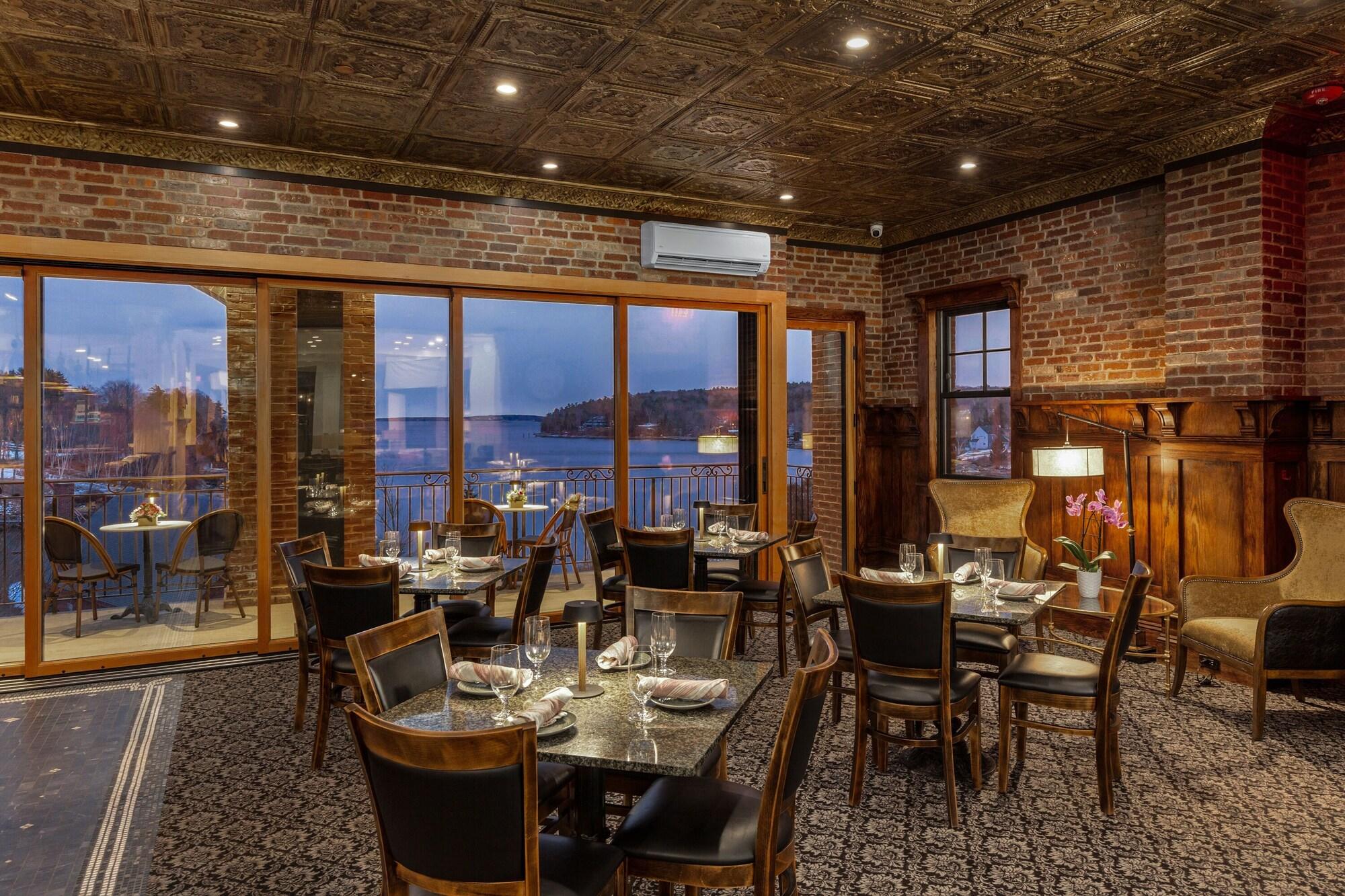 Restaurant Rockport Harbor Hotel