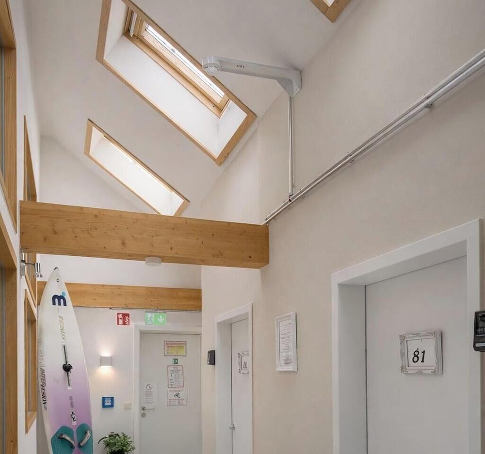 Vista Lobby Hamburg Sleep Club