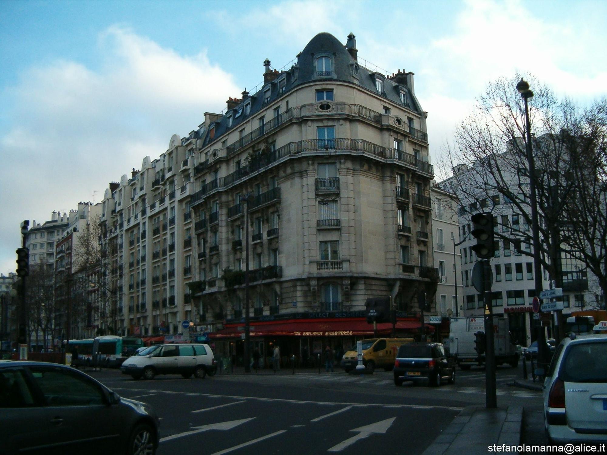 Vista Exterior Hotel Royal Residence