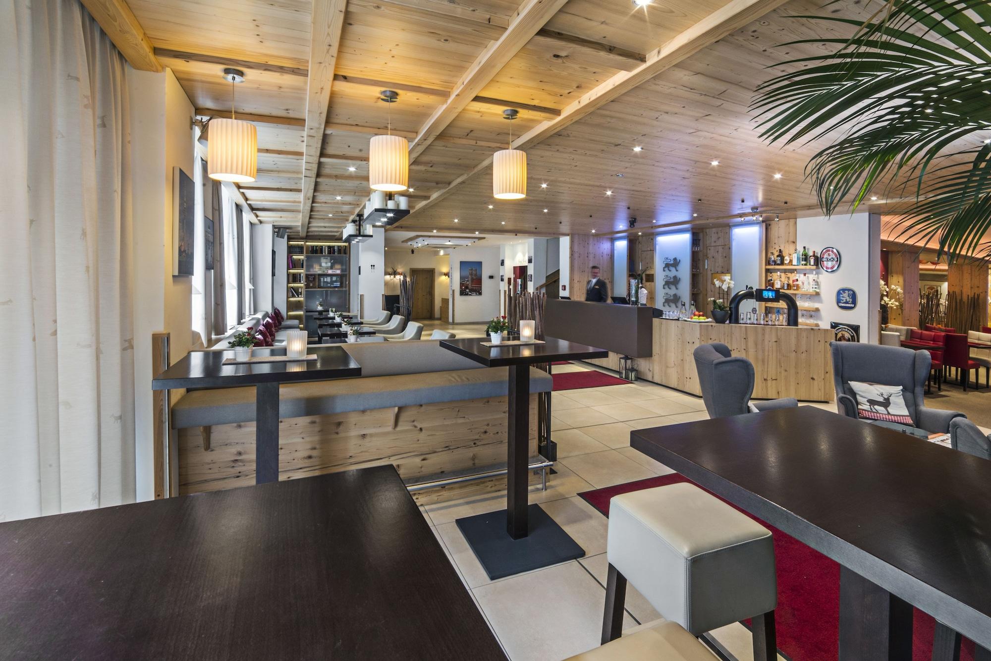 Vista Lobby Drei Löwen Hotel