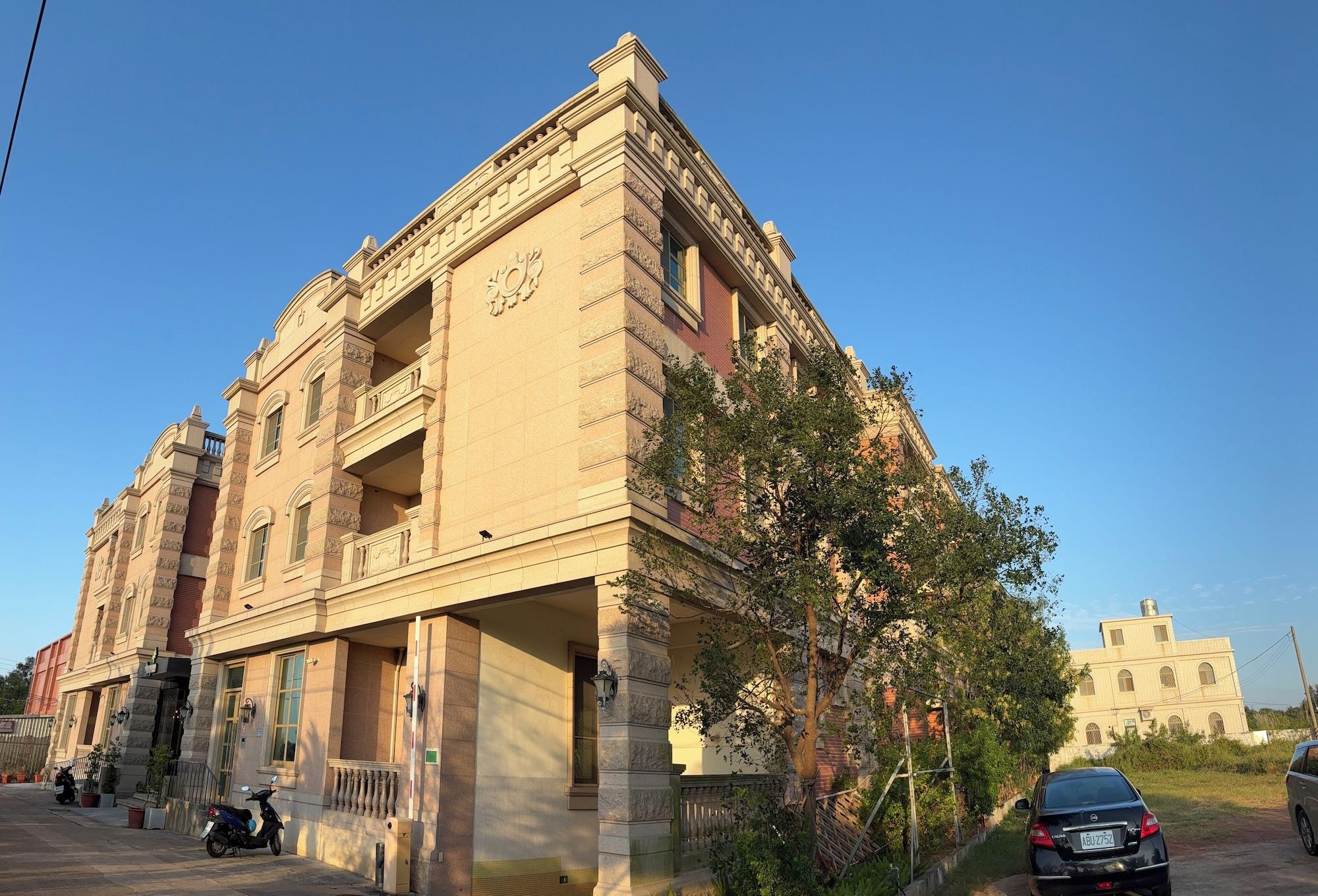 Vista Exterior Happy Casa Resorts