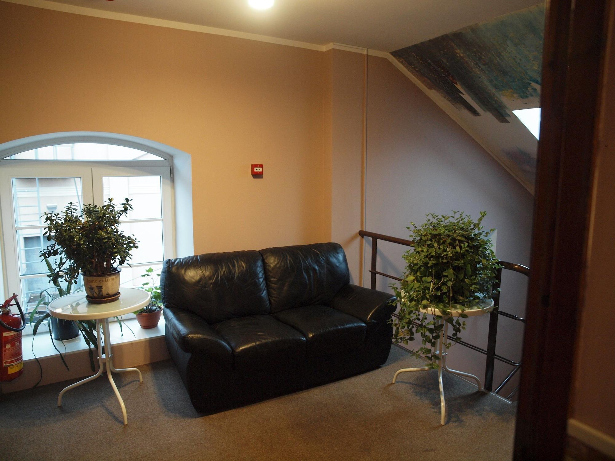Vista Lobby City Westa Hotel